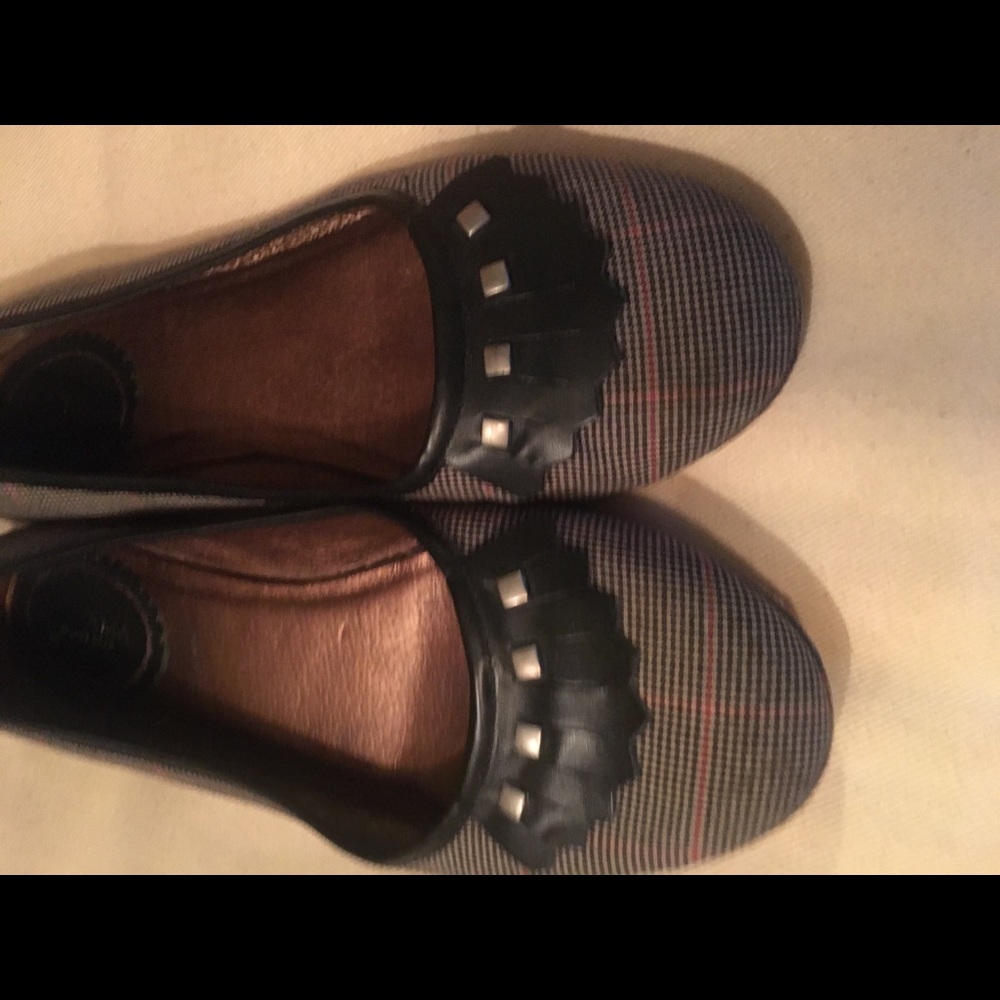 Cute Plaid Flat - image 3